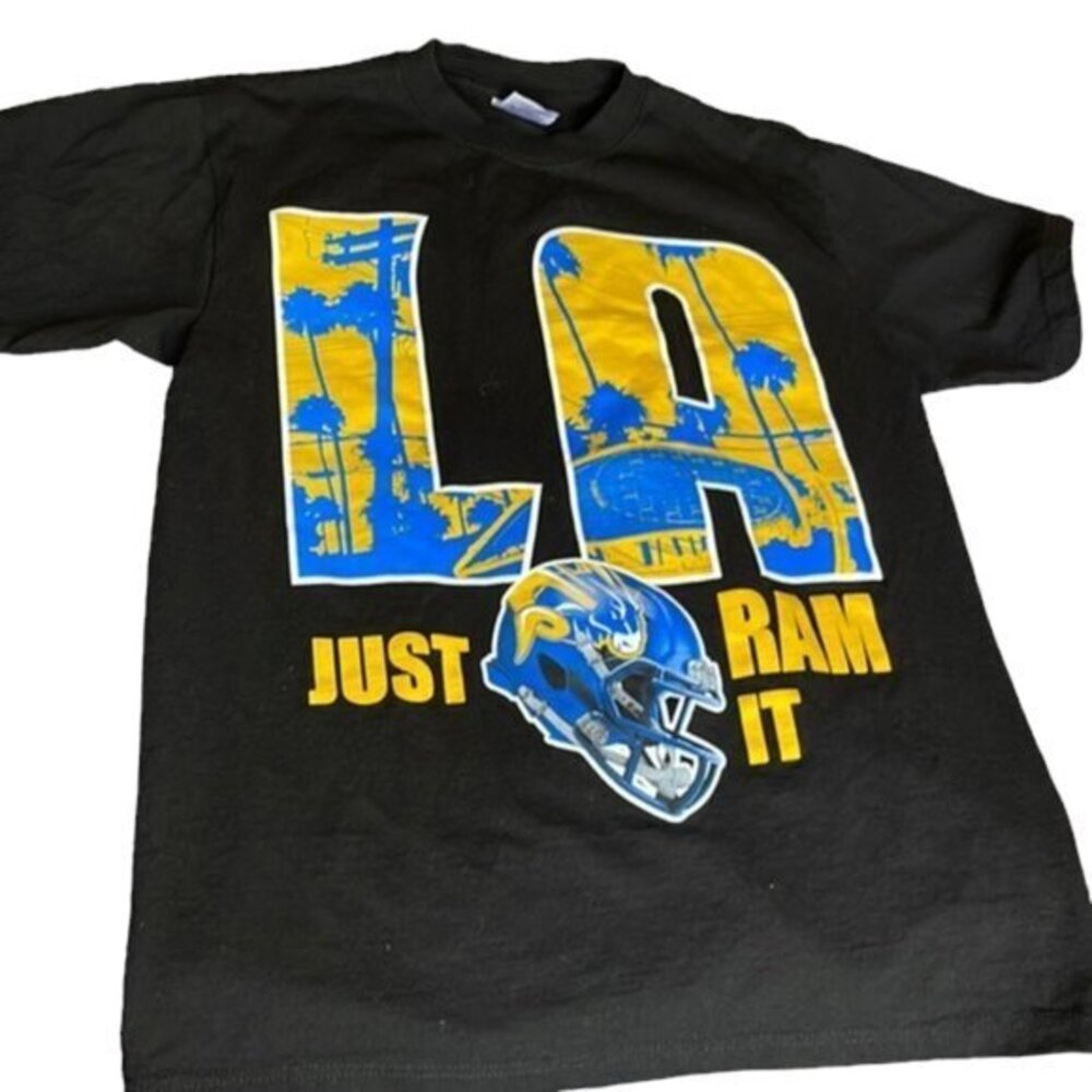 Shaka Wear World Famous Los Angeles Ram Football Black Shirt Size Large EUC 7047